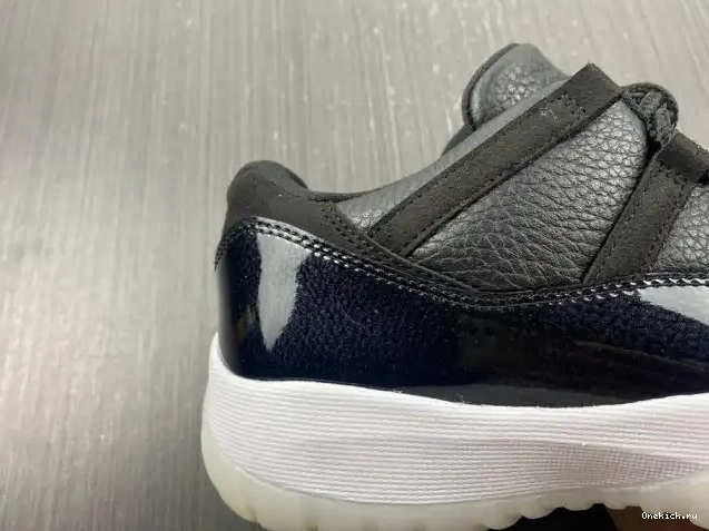 One Kick Retro 72-10 Air AV2187-001 11 Low Jordan 0622